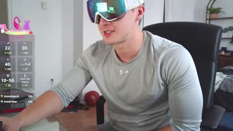 Snapshot of juniormadison69 chatting on March 1, 2025, 10:10 pm Junior Madison online show from March 1, 2025, 10:10 pm