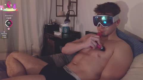 Snapshot of juniormadison69 chatting on March 7, 2025, 2:15 am Junior Madison online show from March 7, 2025, 2:15 am