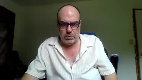junkhp1 online show from June 14, 2026, 8:22 pm