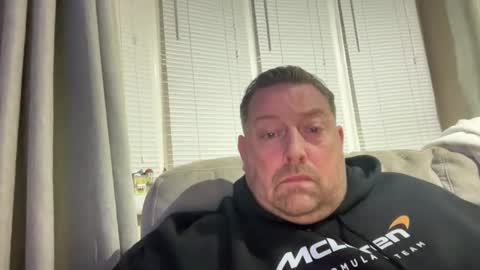 Junky online show from November 26, 2025, 10:44 pm