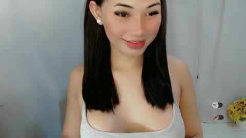 Snapshot of juny_lanyy chatting on January 19, 2026, 6:28 am Julia online show from January 19, 2026, 6:28 am