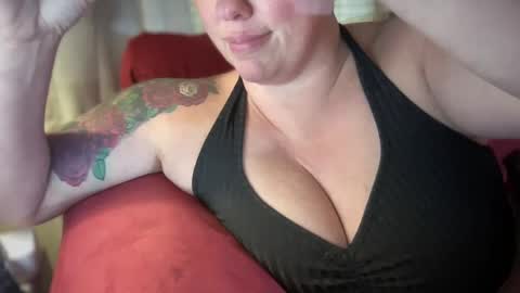 Flirty influncer online show from December 25, 2024, 5:47 pm