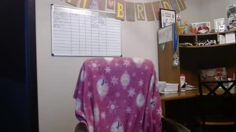 Snapshot of just_chillinwithya chatting on November 5, 2025, 7:52 am Your Zaddy online show from November 5, 2025, 7:52 am