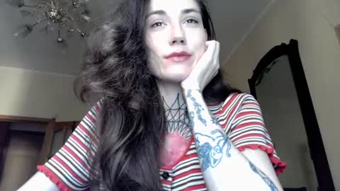 Ginger Curly online show from July 1, 2026, 9:33 am