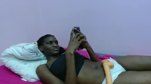 just ebonee online show from December 23, 2025, 1:14 am