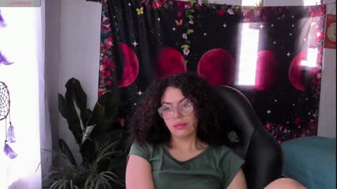 Snapshot of just_katiex chatting on January 11, 2025, 8:43 pm Sofia online show from January 11, 2025, 8:43 pm