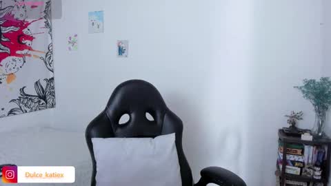Snapshot of just_katiex chatting on March 21, 2026, 3:48 pm Sofia online show from March 21, 2026, 3:48 pm