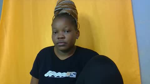 Snapshot of just_nana chatting on June 4, 2026, 7:25 am just_nana online show from June 4, 2026, 7:25 am