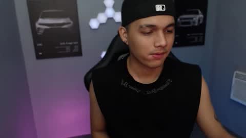 Snapshot of justagamerxxx chatting on October 10, 2025, 2:05 pm Rhys online show from October 10, 2025, 2:05 pm