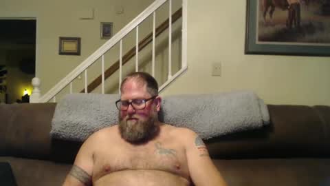 Snapshot of justaguyandnaked chatting on December 15, 2024, 11:53 pm justaguyandnaked online show from December 15, 2024, 11:53 pm
