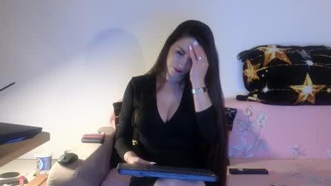 JustAnne online show from November 3, 2025, 8:10 pm