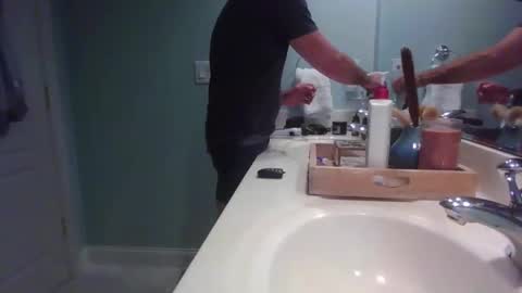 justanotherdadbod2025 online show from April 17, 2026, 3:09 am