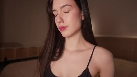 Snapshot of justbarbie_new_ chatting on September 27, 2025, 8:25 pm Katarina online show from September 27, 2025, 8:25 pm