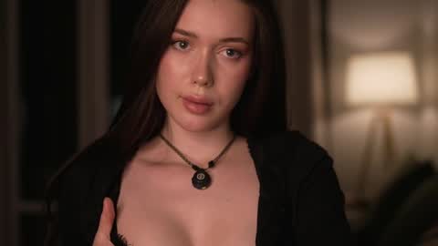 Katarina online show from June 1, 2026, 7:48 pm