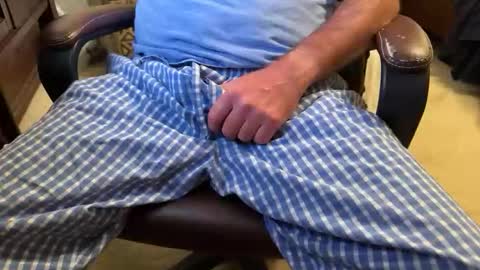 justcammin76 online show from November 7, 2025, 12:32 am