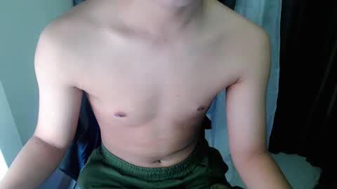 Snapshot of justin_urcuttieguy chatting on February 22, 2026, 5:33 pm justin_urcuttieguy online show from February 22, 2026, 5:33 pm