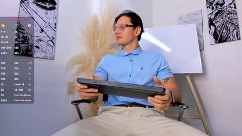 Justin  online show from November 26, 2025, 2:56 am