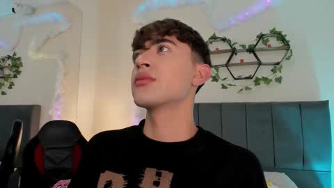 Justin online show from December 20, 2025, 11:28 am