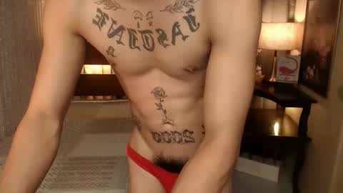 justine_hunk online show from October 18, 2025, 5:32 am