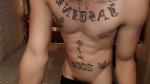 justine_hunk online show from May 31, 2026, 7:48 am