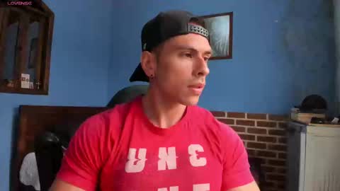 Snapshot of justinkart chatting on November 5, 2025, 5:35 pm justinkart online show from November 5, 2025, 5:35 pm