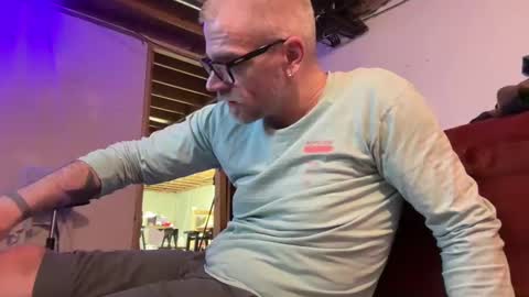 justinmoore1987 online show from March 12, 2025, 9:03 pm