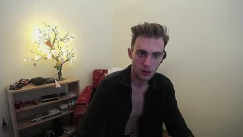 Hologram Guy online show from June 30, 2026, 6:25 am