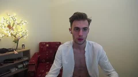 Hologram Guy online show from July 2, 2026, 9:15 am