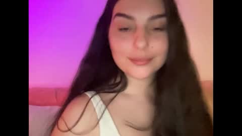 Jess online show from April 6, 2026, 4:46 am