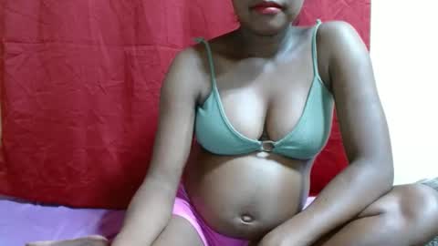 Justlhot online show from January 6, 2025, 4:13 pm