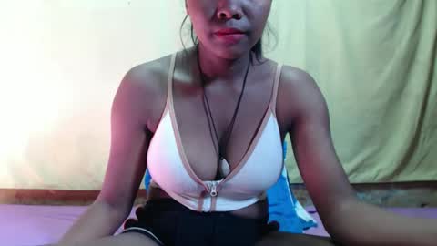 Justlhot online show from September 24, 2025, 4:27 am