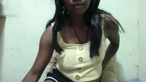 Justlhot online show from November 13, 2025, 5:06 am