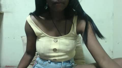 Justlhot online show from November 15, 2025, 2:31 am