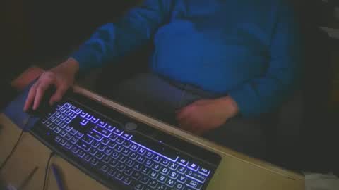 Snapshot of justme39057 chatting on February 22, 2025, 9:37 pm Justme39057 online show from February 22, 2025, 9:37 pm