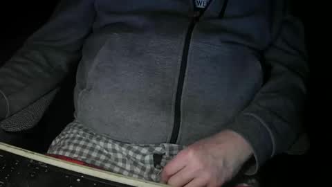 Snapshot of justme39057 chatting on February 14, 2026, 5:43 pm Justme39057 online show from February 14, 2026, 5:43 pm