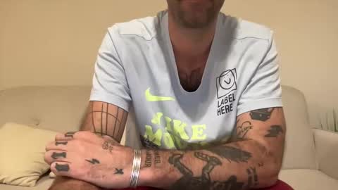 justmeandyou00 online show from December 14, 2024, 6:52 pm