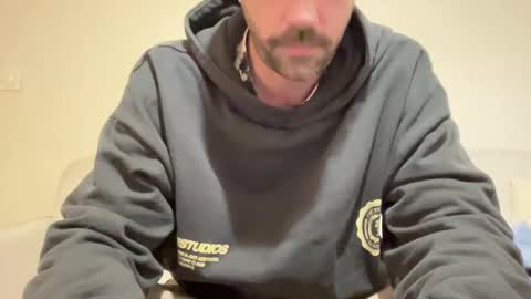 justmeandyou00 online show from December 18, 2024, 6:46 pm