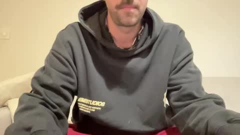 justmeandyou00 online show from January 7, 2025, 4:37 pm