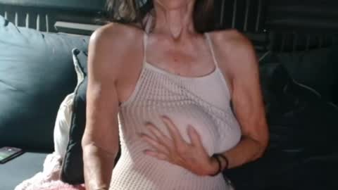 Snapshot of justmebev19591234 chatting on June 6, 2026, 10:20 am Bev aka Diamond online show from June 6, 2026, 10:20 am