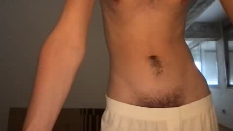 Snapshot of justmedarling chatting on October 6, 2025, 10:45 am Twink online show from October 6, 2025, 10:45 am