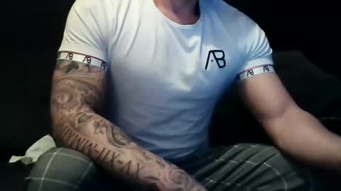 justmehere077 online show from March 8, 2025, 1:28 am