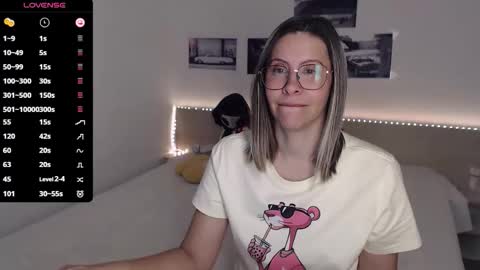 Snapshot of justmexy7 chatting on October 26, 2025, 5:02 am Julie online show from October 26, 2025, 5:02 am