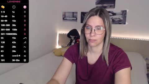 Snapshot of justmexy7 chatting on October 27, 2025, 5:17 pm Julie online show from October 27, 2025, 5:17 pm