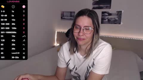 Snapshot of justmexy7 chatting on November 12, 2025, 4:57 am Julie online show from November 12, 2025, 4:57 am