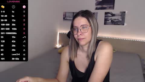 Snapshot of justmexy7 chatting on November 25, 2025, 5:29 am Julie online show from November 25, 2025, 5:29 am