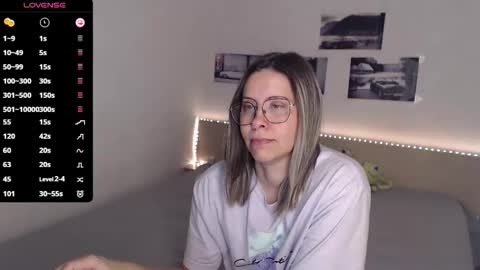 Snapshot of justmexy7 chatting on November 27, 2025, 5:09 am Julie online show from November 27, 2025, 5:09 am