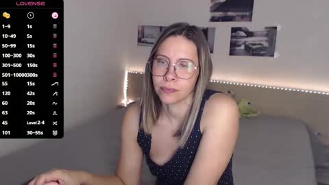 Snapshot of justmexy7 chatting on November 28, 2025, 5:21 am Julie online show from November 28, 2025, 5:21 am