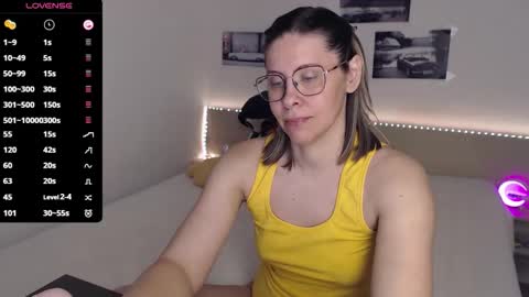 Julie online show from April 9, 2026, 4:12 am