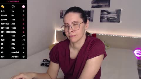 Julie online show from April 15, 2026, 4:14 pm