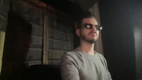 M. Dean online show from December 22, 2025, 4:31 am